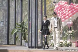 离异2次、43岁单亲妈妈黄奕遇到清华未婚学霸，中年牵手能否长久图片