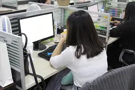 研究发现：每周工作≥55小时，会增加死亡风险！你“过劳”了吗？图片