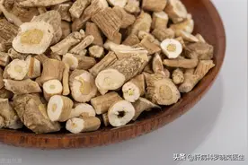 肝病常用中药，每个服中药的人都要注意图片