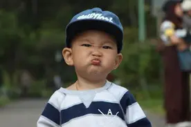 孩子总顶嘴，父母要改变教育方式，这4个方法让孩子改掉坏习惯图片