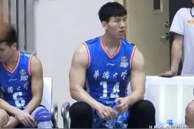 他身体强壮，是位运动员，外号叫“铁牛”，女友非常漂亮图片