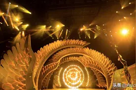 金鹰节颁奖典礼：倪萍李易峰开奖嘉宾，赵丽颖谭松韵参加图片