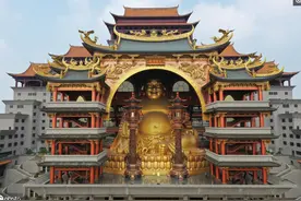 广西玉林耗资20亿建成的108米高大楼，600吨重的佛像“肚中藏”图片