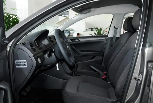 成都车友4万多买了台大众捷达，发现这个现象，感觉自己赚了