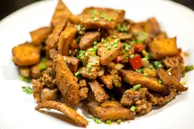 「新疆美食」馕炒烤肉 要的就是这个味儿图片