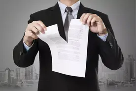 欠了网贷之后会被起诉吗？离职催收员：起诉债务人，等于起诉自己图片