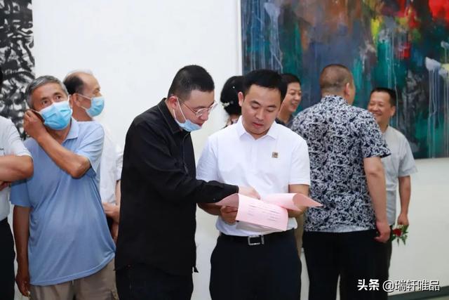 2021年鞠慧北京水墨展受到各界关注引起热烈反响