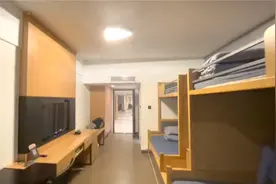 广东大学生晒宿舍：开门用房卡像宾馆，卫生间干湿分离还有洗衣机图片