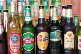 都是青岛啤酒，“一厂”比“二厂”好？青岛人：我买五厂的图片