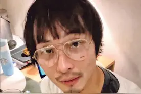 37岁男星癌末情况转差，身材暴瘦走路都受影响，与之前判若两人图片