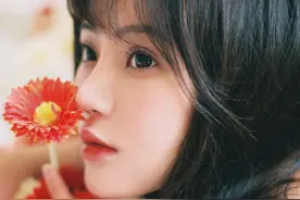 小蛮腰美女复古诱惑性感写真图片