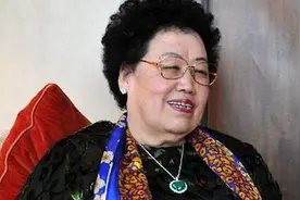 “中国第一富婆”陈丽华家中被盗，410亿身家每天花10元视频封面