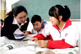 为什么现在社会上对教师的偏见如此之大图片