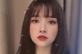 小说：她跟一个小兔子一样蹦蹦跳跳地到我怀里了图片