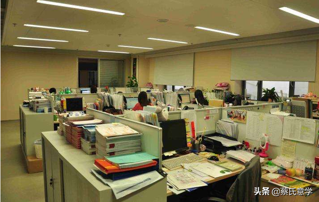 甲骨文中的结绳符号（二）：要、安、威中的女都非女人，而是借据