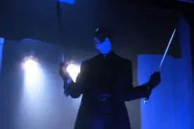 上台配合的观众离奇失踪，调查发现，她竟是魔术师失踪半年的妻子图片