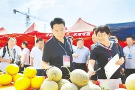 【代表委员履职故事】马忠明委员：让现代农业迈出新步伐图片