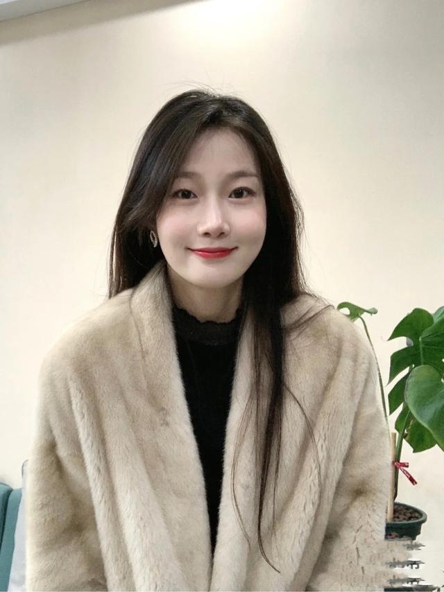 金貂绒和水貂绒的区别是什么，几个小知识，希望可以帮到你