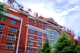 江西宜春四所好高中，丰城中学一本上线超千，宜春中学也不容小觑图片