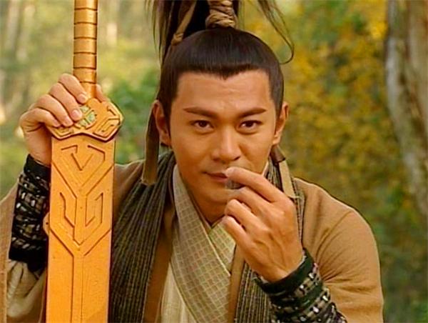 历史上真实的嫪毐究竟有多厉害?赢得赵姬欢心,曾5天不下马车