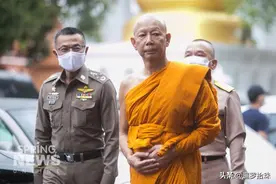 泰国前陆军司令、警察总监双双在凤凰禅院出家，皆因方丈法力无边图片