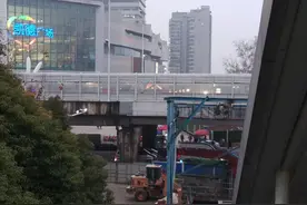 行人过街不便，超工期8个多月古田二路地下人行通道何时能完工？图片