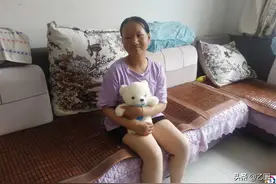 女孩患怪病面部丑陋，被人当作女巫，她不低头，想用实力证明自己图片