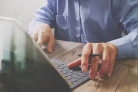 年底跳槽换工作时，领导为何会挽留你？这3大原因，早知早准备图片