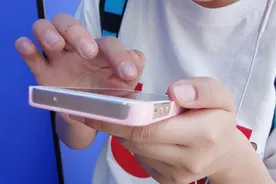 常用手机偷看“不良视频”，别想轻易瞒天过海，这3个问题藏不住图片