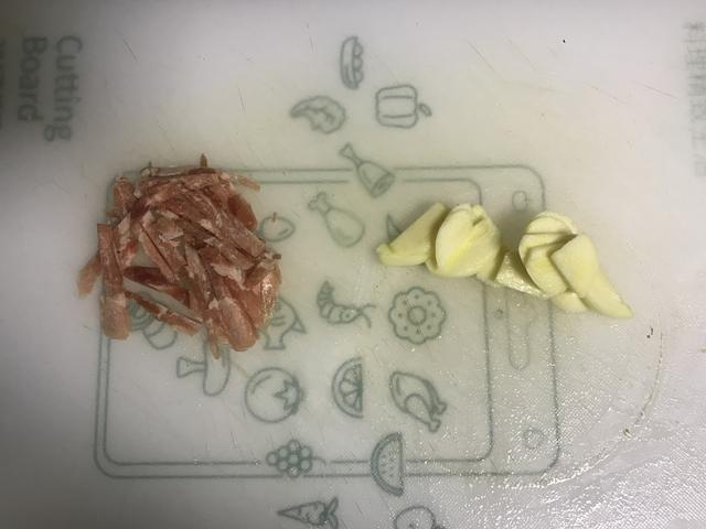 秋季这菜要多吃，富含多种氨基酸，钙含量极高，孩子常吃长高个