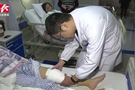 危险！女子玩“网红”蹦床时撞围栏，剧痛致无法动弹视频封面