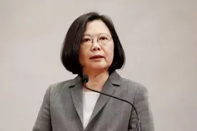 台湾媒体由蓝转绿，越来越多于北辰、黄暐瀚图片