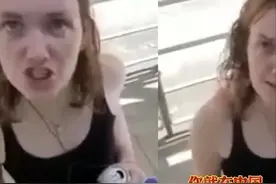 “滚回中国”！白人女子在香港撒野，司机回怼解气：你就在中国图片