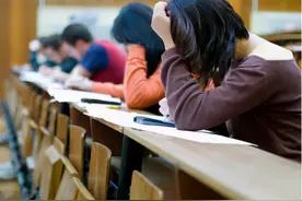 大学不会再“严进宽出”，教育部动了真格，“混日子”或无法毕业图片