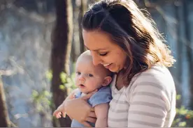 宝宝什么时候“断母乳”最好？过早过晚都不行，要从3方面考量图片