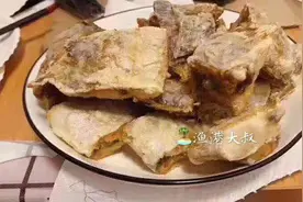 带鱼喜欢肉多的，雷达网带鱼干煎皮酥肉嫩，家常下饭了家的味道图片