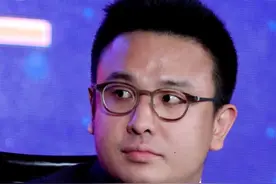 3年前把饿了么卖给马云，带着上亿现金去打工的张旭豪，后悔了吗图片