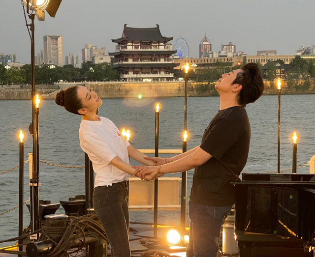 李云迪嫖娼被拘留,吉娜评论区却意外沦陷了,网友:心疼郎朗