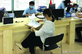 二手房过户和水电气过户一窗联办，市民能少跑腿了图片
