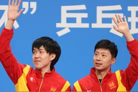 独一无二！马龙再拿男双全满贯，赛后却还被说退役，直接怼了1句图片