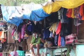 印度领土只有中国三分之一却养活和中国差不多的人口图片