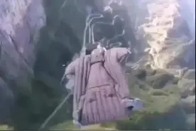 降落伞没打开！女翼装飞行员身亡最新通报图片