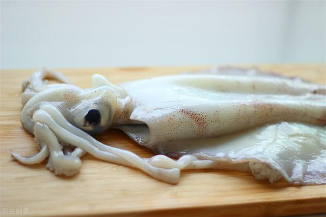干鱿鱼怎样泡发 干鱿鱼怎样泡发最好