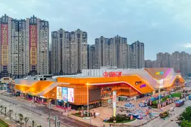 上千名投资人“接锅”万达四线城市商场，轻资产IPO意欲何为？图片