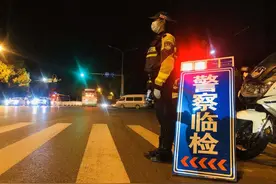 “人防+技防+物防”，武汉光谷交警强力整治渣土车违法图片
