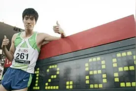 36次夺冠，大众为何只记得他退赛2次？如今他已经看淡图片