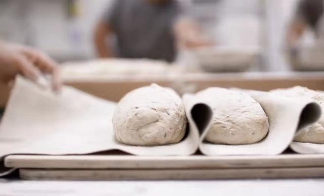 面包好不好最重要是看发酵？