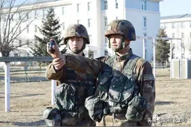 甩掉“邋遢”、告别白皙……这群军营“萌新”逆天了！图片