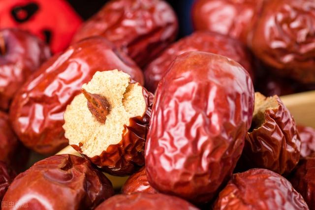 每日懂一味中药——大枣：补气养血，镇定安神