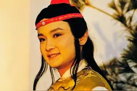 9岁贾宝玉就能与袭人“初试云雨情”？答案在薛宝钗身上图片